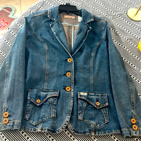 Rarely worn (maybe 2x) Vintage Size Med. Levi’s Blue Denim Blazer. - Picture 1 of 10